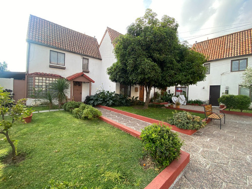 Venta Casa 4D 3B 1E Rotonda Atenas - Las Condes