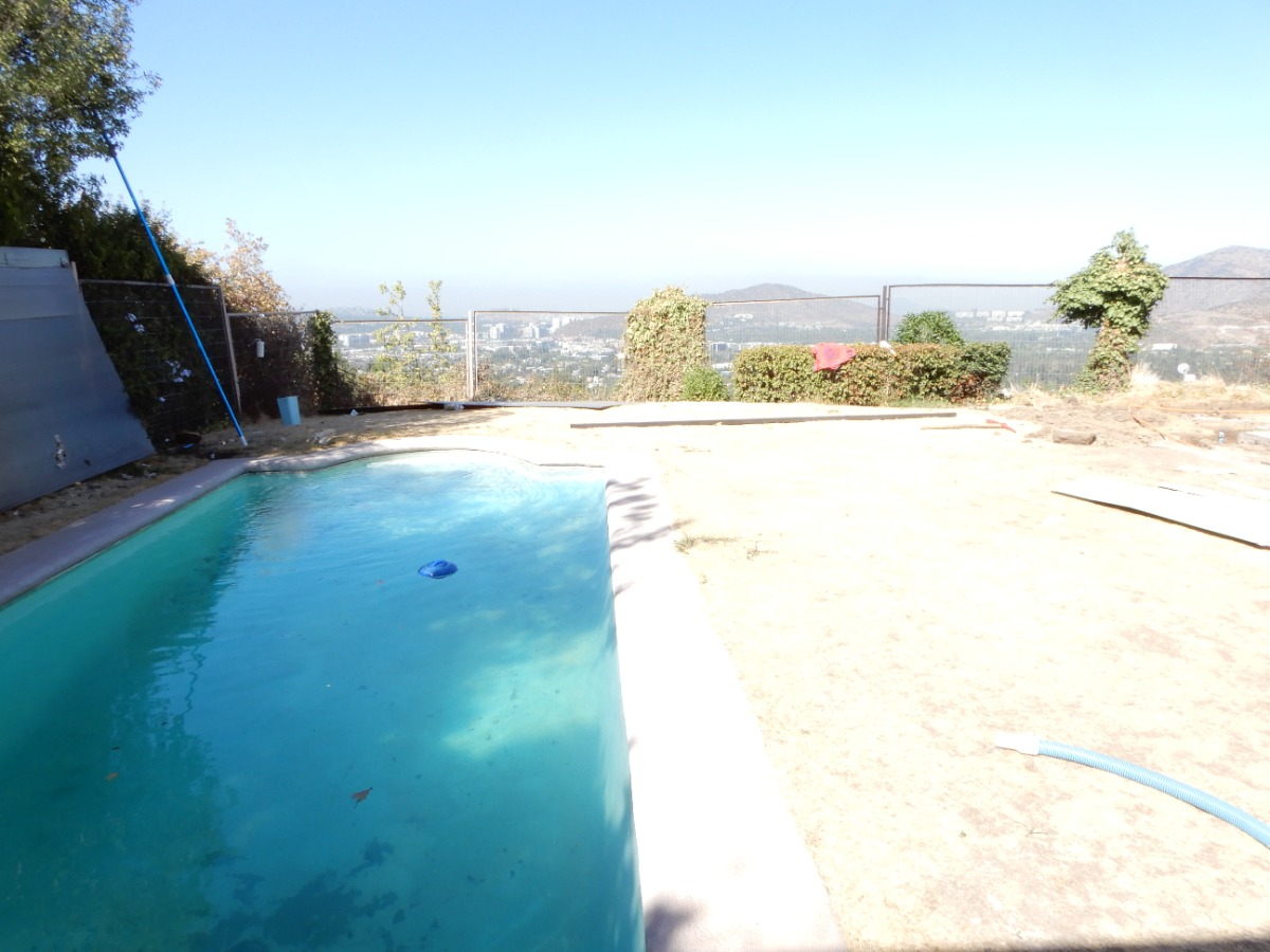 Arriendo Casa NO 4D en suite Walk-in cl&oacute;set 3B 2E El Huinganal - Lo Barnechea