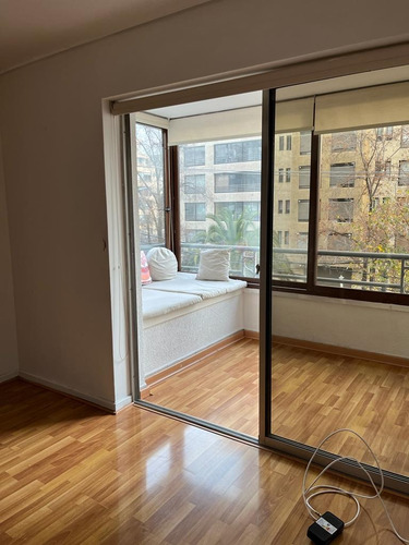 Arriendo Departamento NO 2D 2B 1E 1B Metro Escuela Militar - Las Condes