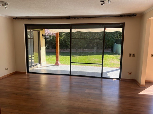 Arriendo Casa NO 6D en suite Walk-in cl&oacute;set 6B 6E 2B San Carlos de Apoquindo - Las Condes