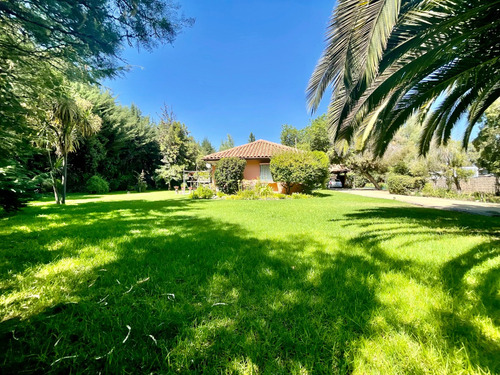 Venta Casa NOSP 4D en suite Walk-in cl&oacute;set 3B 8E 1B Chicureo - Colina