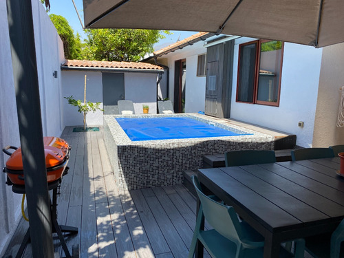 Venta Casa NOSP 4D en suite Walk-in cl&oacute;set 3B 2E 2B Estadio Croata - Vitacura