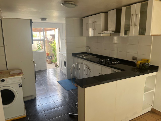 Venta Casa 5D en suite 3B 3E Los Dominicos - Las Condes