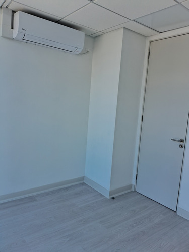 Arriendo Oficina 1B 1E Plaza Ega&ntilde;a - &Ntilde;u&ntilde;oa