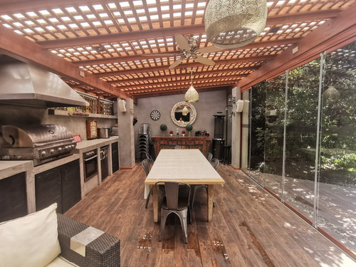 Venta Casa 5D en suite Walk-in cl&oacute;set 5B 2E Los Dominicos - Las Condes