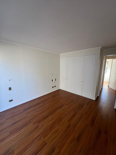 Venta Casa 4D 3B 2E 1B La Dehesa - Lo Barnechea