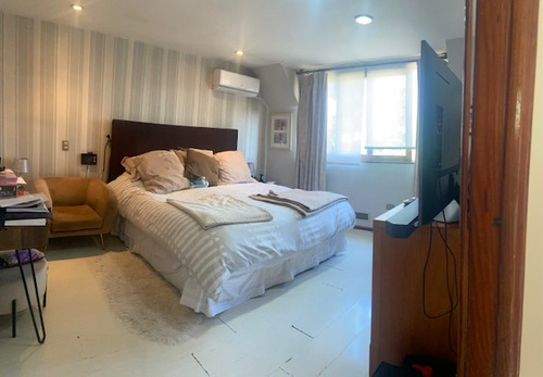 Arriendo Casa NP 5D en suite Walk-in cl&oacute;set 3B 2E 1B Los Dominicos - Las Condes