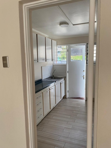 Arriendo Casa NO 3D 2B 2E 1B Sebasti&aacute;n Elcano - Las Condes