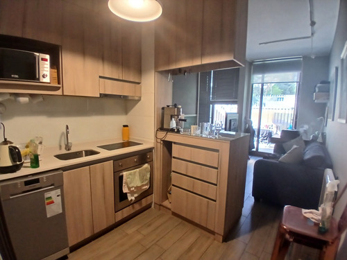 Venta Departamento 1D en suite 1B 1E 1B Metro Hernando de Magallanes - Las Condes