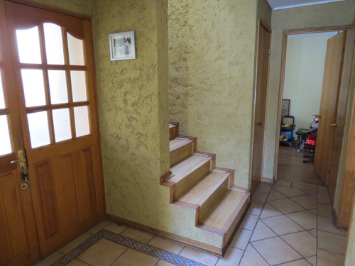 Arriendo Casa NP 4D en suite Walk-in cl&oacute;set 4B 2E 1B Carlos Ossand&oacute;n - La Reina