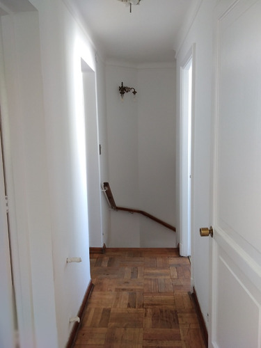 Arriendo Casa NOSP 3D en suite Walk-in cl&oacute;set 3B 2E Las Lilas - Providencia