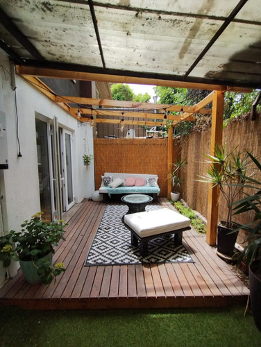 Arriendo Casa NP 4D 3B 1E Metro Bilbao - Providencia