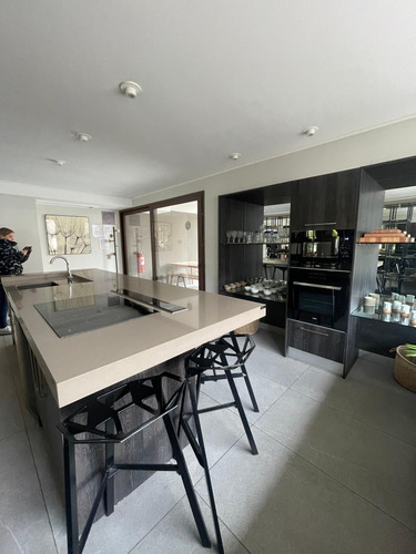 Venta Departamento NO 3D en suite Walk-in cl&oacute;set 3B 1E 1B Amapolas - &Ntilde;u&ntilde;oa