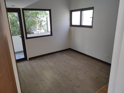 Venta Casa 5D 4B 2E 1B El Huinganal - Lo Barnechea