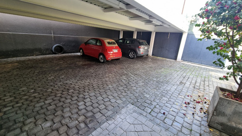 Venta Casa NO 5D en suite Walk-in cl&oacute;set 5B 10E 2B Los Dominicos - Las Condes