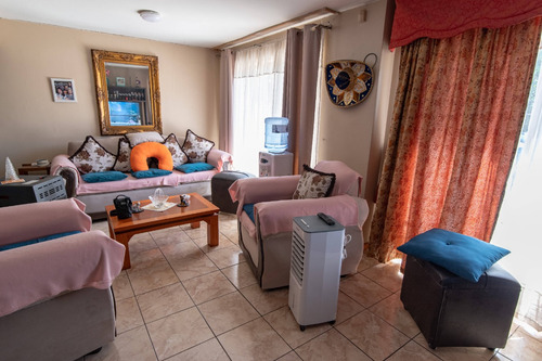 Venta Casa P 4D 2B 2E 1B Col&oacute;n Oriente - Vital Apoquindo - Las Condes