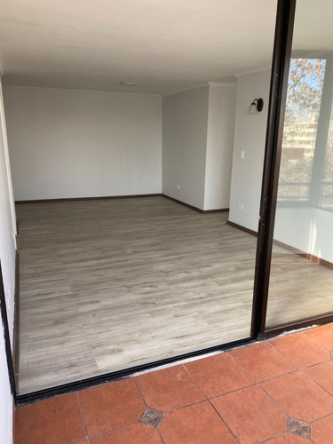 Arriendo Departamento P 3D en suite 2B 2E 1B Campus Oriente - Providencia