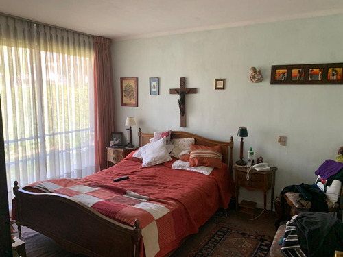 Venta Casa NO 4D en suite Walk-in cl&oacute;set 2B 4E Nuestra Se&ntilde;ora del Rosario - Vitacura