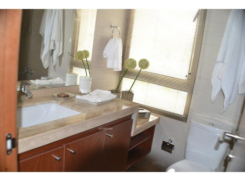 Arriendo Departamento SP 2D en suite Walk-in cl&oacute;set 2B 2E 1B Tabancura - Vitacura