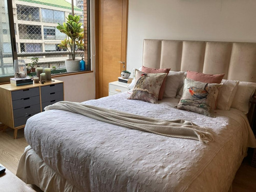 Arriendo Departamento SO 2D 2B 1E 1B Metro Escuela Militar - Las Condes