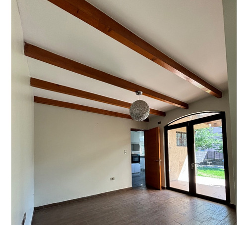 Arriendo Casa 6D en suite Walk-in cl&oacute;set 4B 3E 1B Quinchamal&iacute; - Las Condes