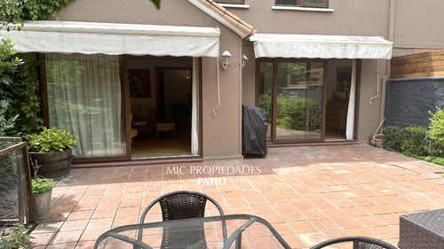 Venta Casa NP 5D en suite Walk-in cl&oacute;set 4B 2E 1B San Carlos de Apoquindo - Las Condes