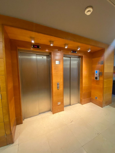 Arriendo Oficina S 2B 3E Parque Bicentenario - Vitacura