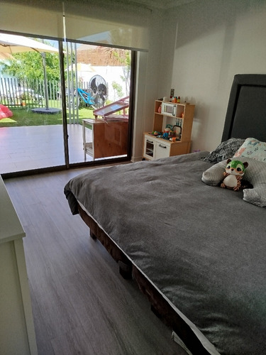 Venta Casa 4D en suite Walk-in cl&oacute;set 3B 2E 1B Chicureo - Colina