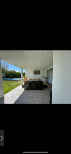 Venta Casa 4D 3B 4E Chicureo - Colina