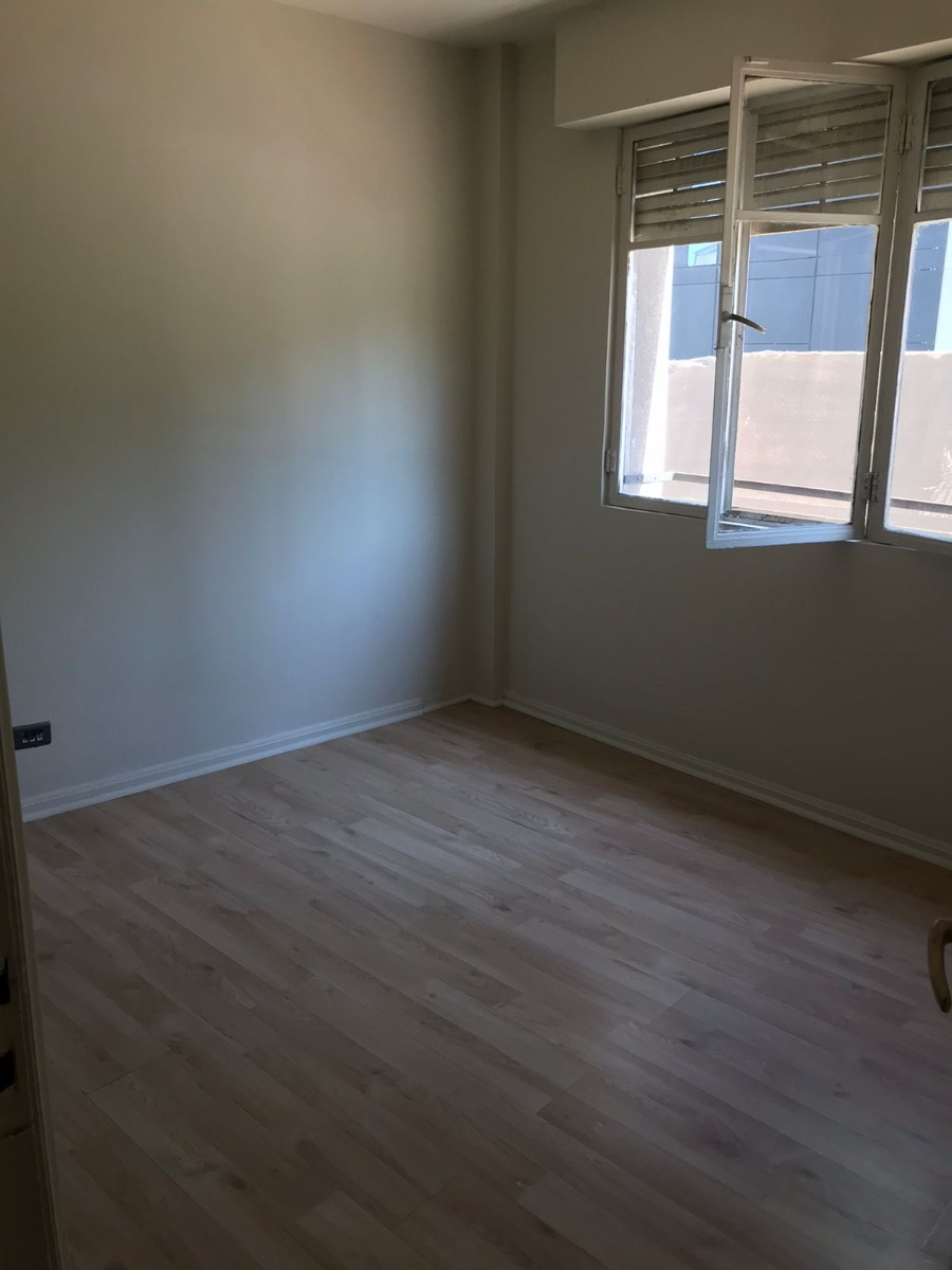 Venta Oficina 1B Plaza Italia - Providencia