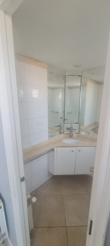 Arriendo Departamento NO 4D en suite 3B 2E 1B Metro Manquehue - Apumanque - Las Condes
