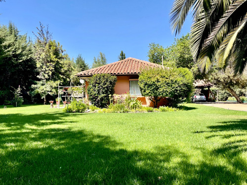 Venta Casa NOSP 4D en suite Walk-in cl&oacute;set 3B 8E 1B Chicureo - Colina