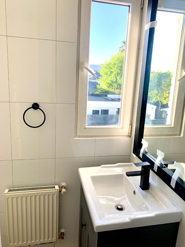 Arriendo Casa 3D en suite 3B 1E 1B Borde R&iacute;o - Casa Piedra - Vitacura