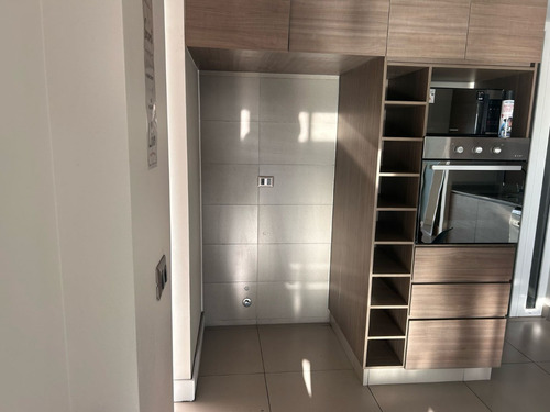 Arriendo Departamento NP 2D en suite Walk-in cl&oacute;set 2B 2E 1B Metro Sim&oacute;n Bolivar - &Ntilde;u&ntilde;oa