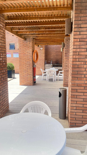 Arriendo Departamento SO 2D 1B 1E 1B Metro Escuela Militar - Las Condes