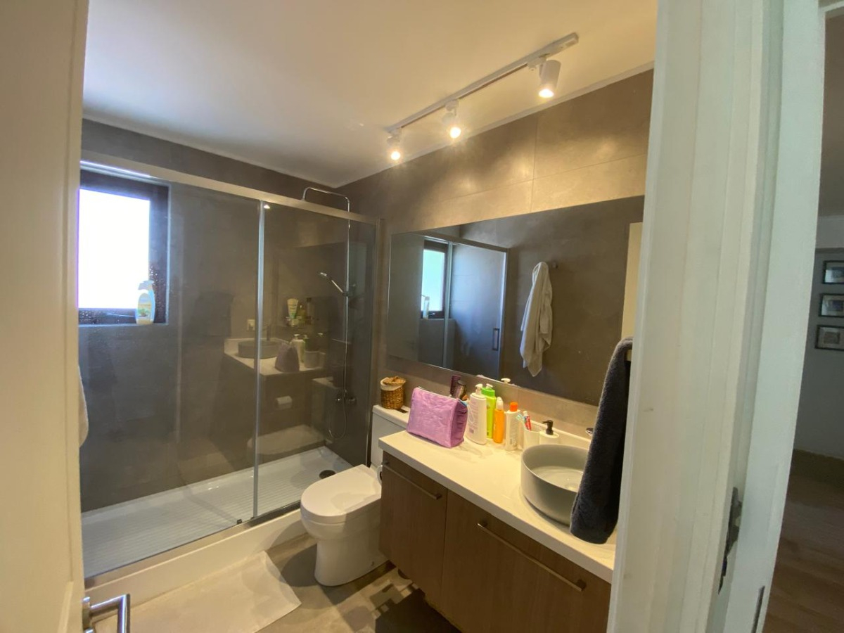 Arriendo Casa O 3D en suite Walk-in cl&oacute;set 4B 2E 1Bd Chicureo - Colina