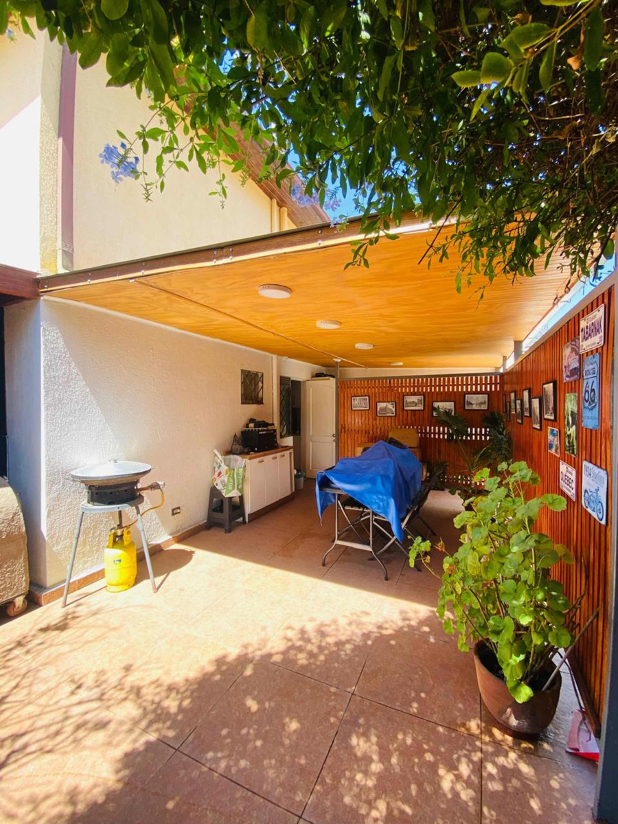 Venta Casa 4D 3B 2E Pepe Vila - La Reina