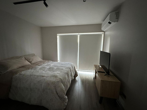 Arriendo Casa 6D en suite Walk-in cl&oacute;set 4B 4E 1B Metro Manquehue - Apumanque - Las Condes