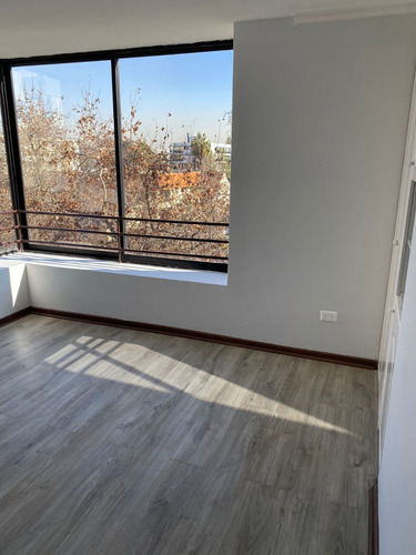 Arriendo Departamento P 3D en suite 2B 2E 1B Campus Oriente - Providencia