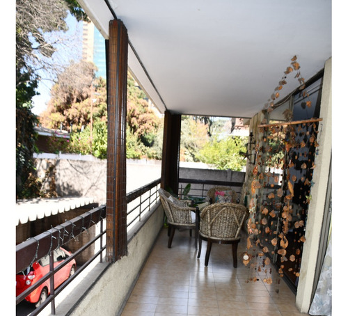 Venta Departamento O 4D en suite Walk-in cl&oacute;set 3B 1E 1B Estadio Manquehue - Vitacura