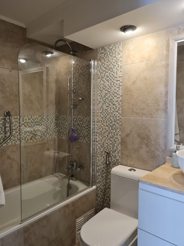 Venta Departamento 2D 2B 1E Campus Oriente - Providencia