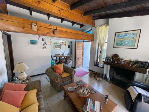 Venta Casa P 6D 3B 2E Francisco de Villagra - La Reina