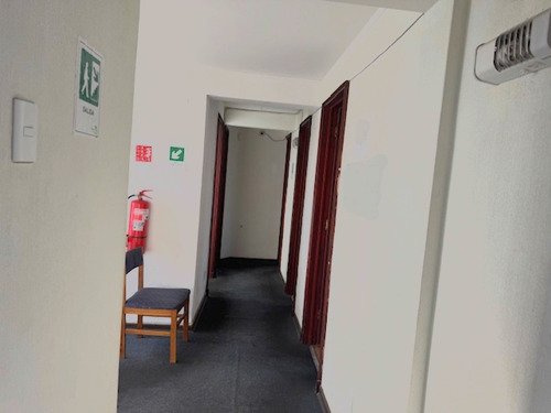 Venta Oficina NOSP 5B 12E 2B Metro Escuela Militar - Las Condes