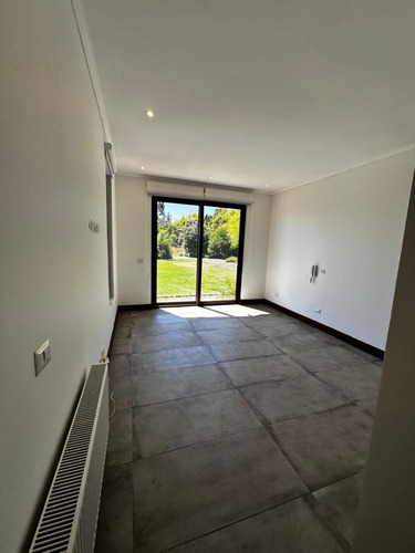 Arriendo Casa 4D 4B 4E 1B Chicureo - Colina