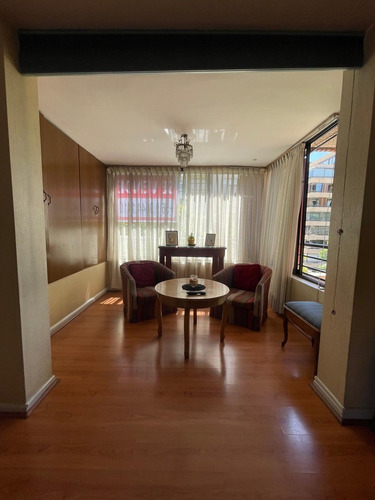 Venta Departamento NO 4D en suite 4B 2E 1B Metro Escuela Militar - Las Condes