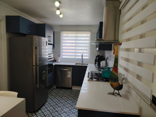 Venta Casa SO 3D en suite Walk-in cl&oacute;set 3B 3E 1B Chicureo - Colina