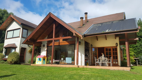 Arriendo Casa N 4D en suite Walk-in cl&oacute;set 3B 2E 1B  - Puerto Varas