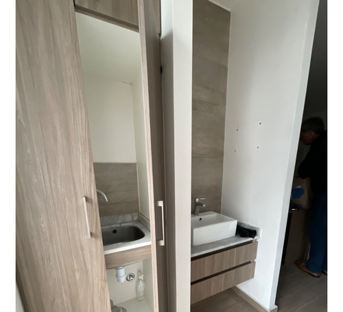 Arriendo Oficina 2B 1E 1B La Dehesa - Lo Barnechea