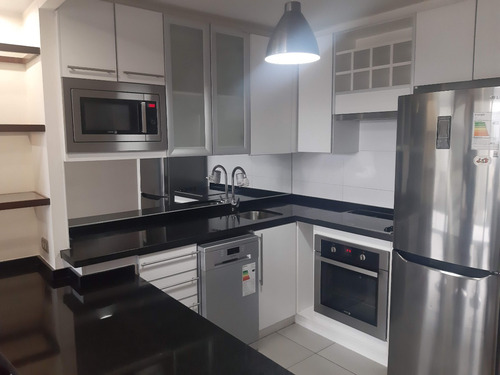 Arriendo Departamento NP 1D en suite Walk-in cl&oacute;set 1B 1E 1B Mall Sport - Las Condes