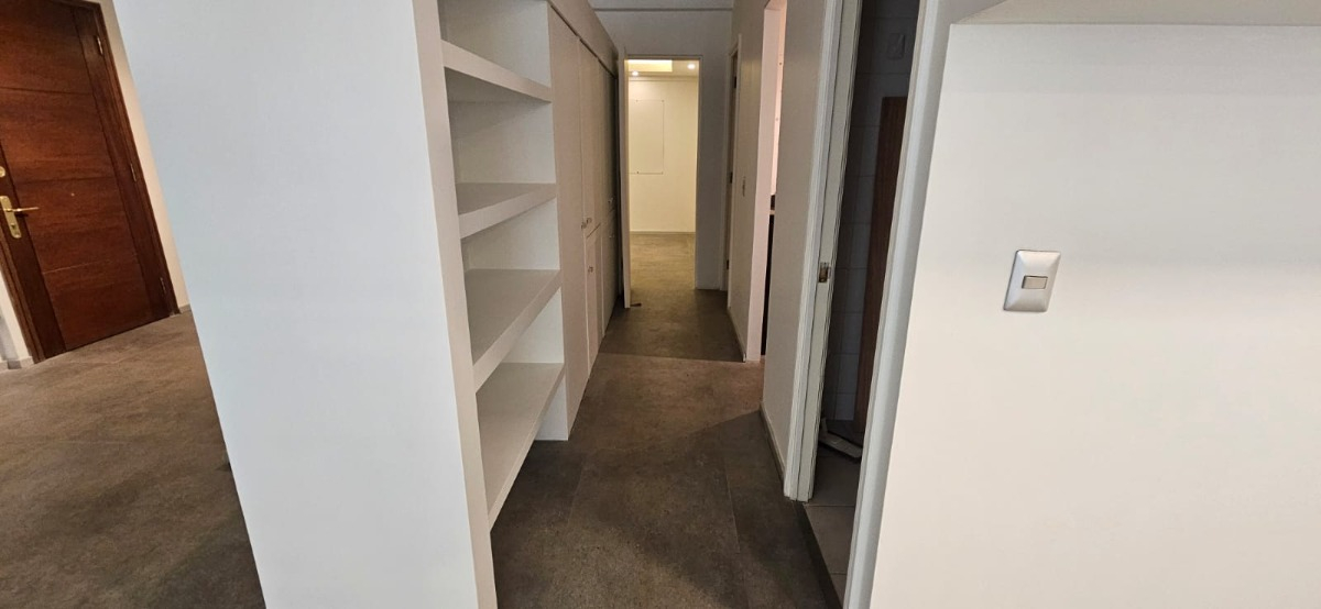 Venta Oficina P 2B 1E Barrio El Golf - Las Condes